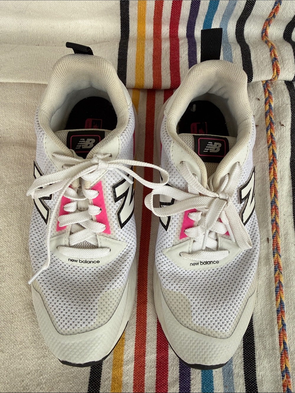 New Balance Women's White and Pink Athletic Sneakers